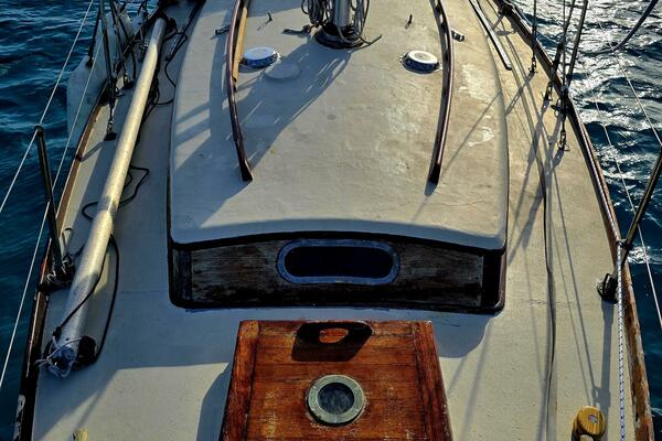 Josephine of Whitehills 36ft Camper  amp  Nicholsons Yacht For Sale