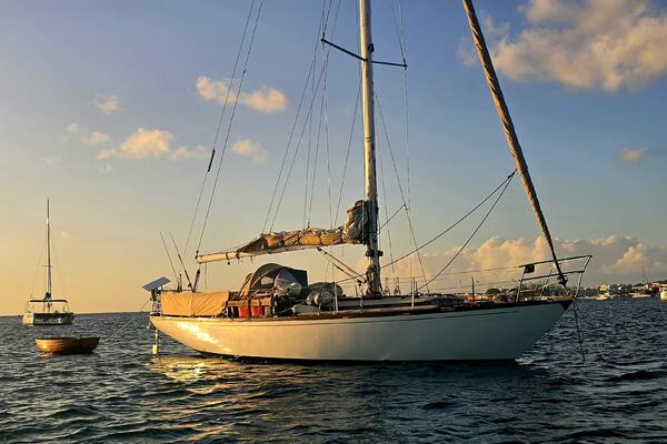 Josephine of Whitehills 36ft Camper  amp  Nicholsons Yacht For Sale
