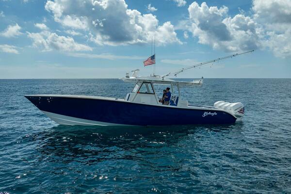 39ft Yellowfin Yacht For Sale