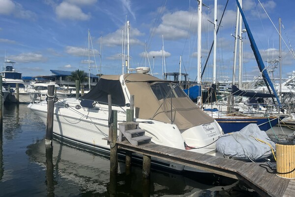 Vashumio 41ft Sea Ray Yacht For Sale