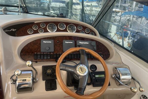 Vashumio 41ft Sea Ray Yacht For Sale