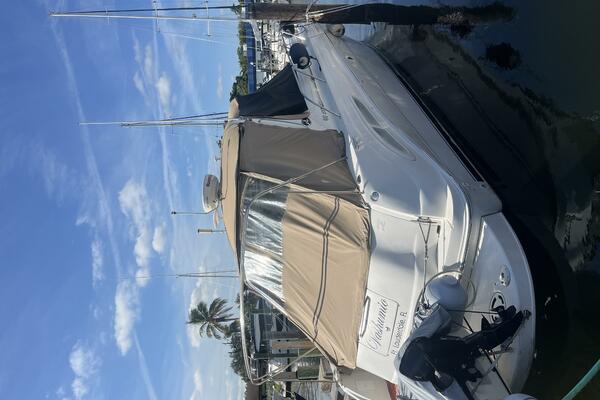 Vashumio 41ft Sea Ray Yacht For Sale