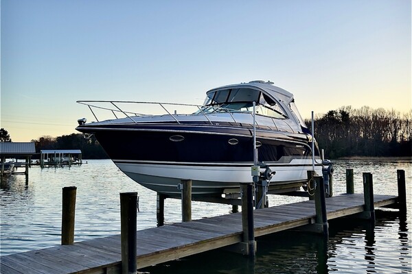 BLUE SKYE 34ft Formula Yacht For Sale
