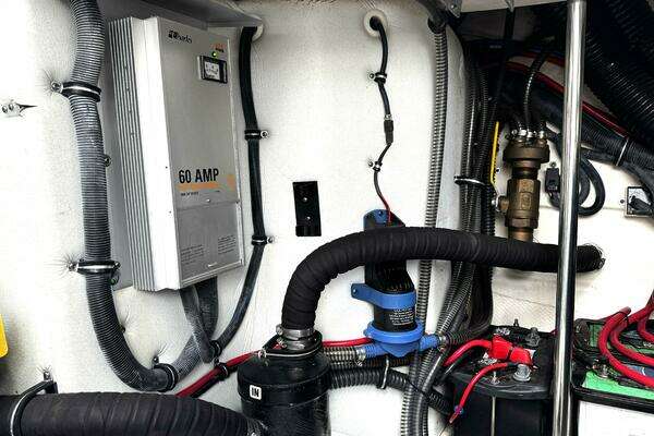 Formula Performance Cruiser Yacht For Sale