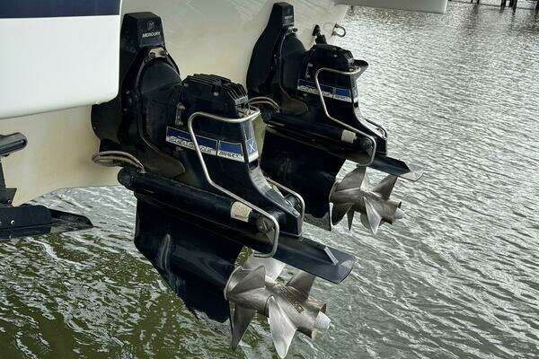 Formula Performance Cruiser Yacht For Sale