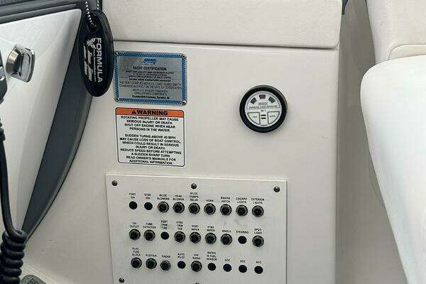 Formula Performance Cruiser Yacht For Sale