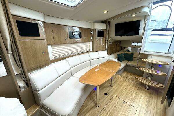 Formula Performance Cruiser Yacht For Sale
