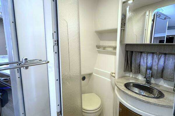 Formula Performance Cruiser Yacht For Sale