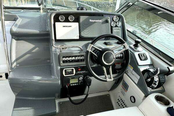 Formula Performance Cruiser Yacht For Sale