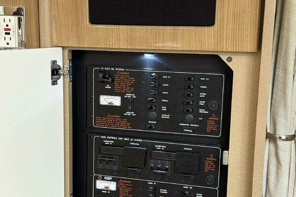 Formula Performance Cruiser Yacht For Sale