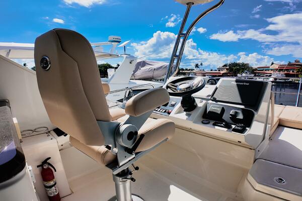 INCOGNITO 59ft Sea Ray Yacht For Sale