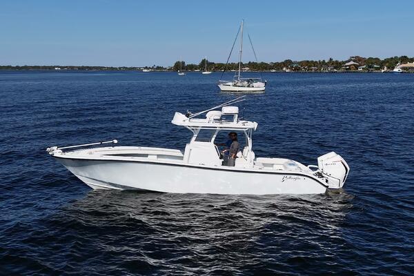 32ft Yellowfin Yacht For Sale