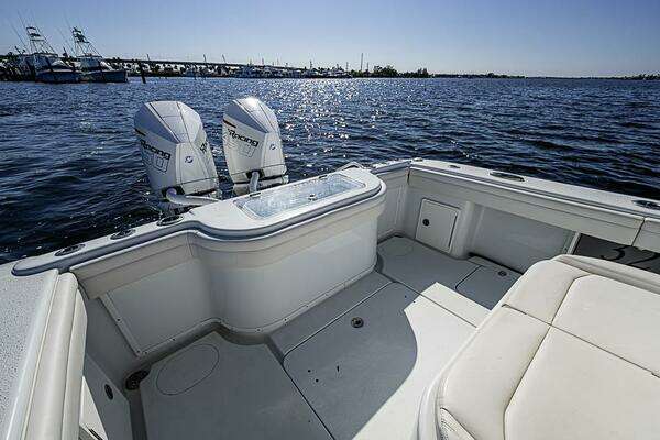 Yellowfin 32 Offshore Yacht For Sale