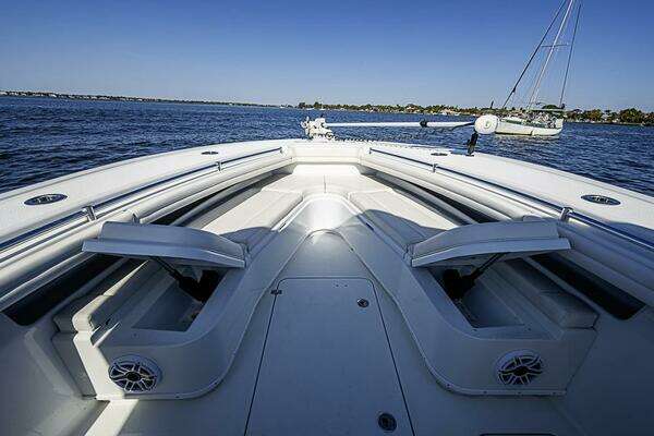 Yellowfin 32 Offshore Yacht For Sale