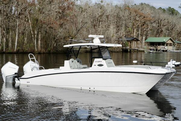 28ft Twin Vee Yacht For Sale