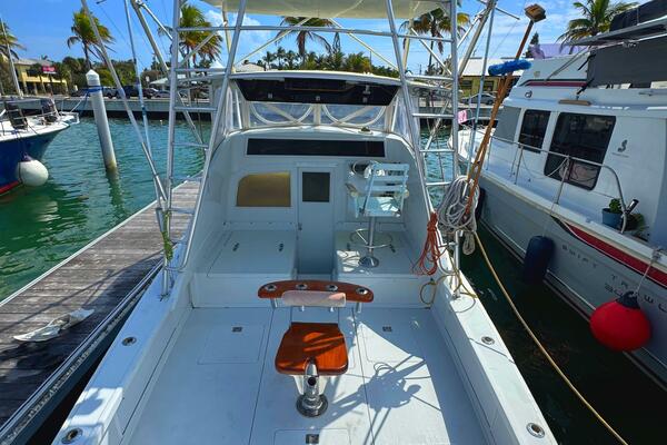 Last Pitch 31ft Bertram Yacht For Sale