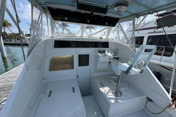 Last Pitch 31ft Bertram Yacht For Sale