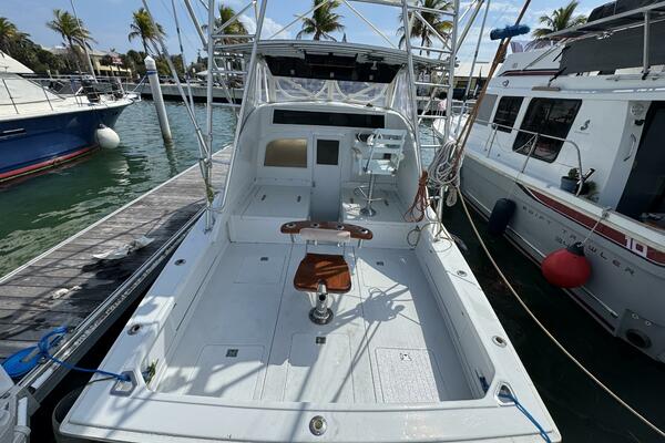 Last Pitch 31ft Bertram Yacht For Sale