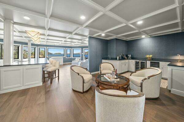 Breaux Brothers 120 GLV Yacht For Sale