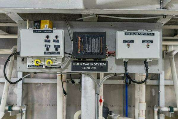 Breaux Brothers 120 GLV Yacht For Sale