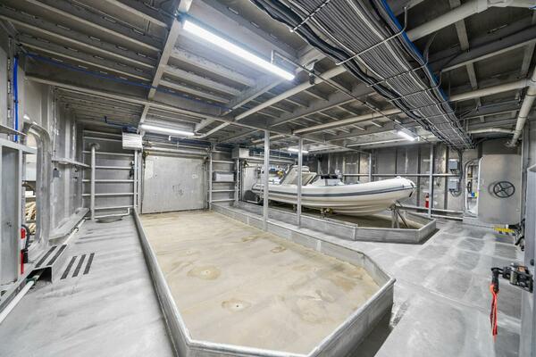 Shine Down 120ft Breaux Brothers Yacht For Sale