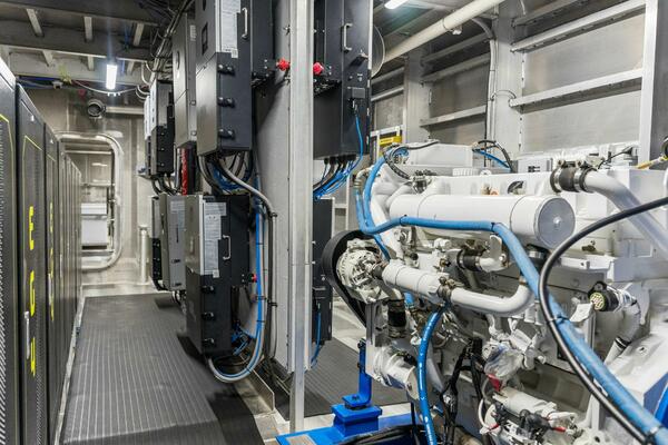 Shine Down 120ft Breaux Brothers Yacht For Sale