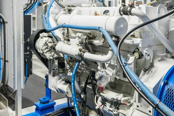 Shine Down 120ft Breaux Brothers Yacht For Sale