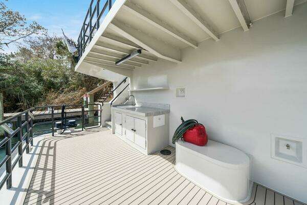 Breaux Brothers 120 GLV Yacht For Sale