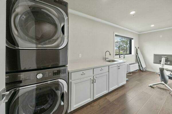 Breaux Brothers 120 GLV Yacht For Sale