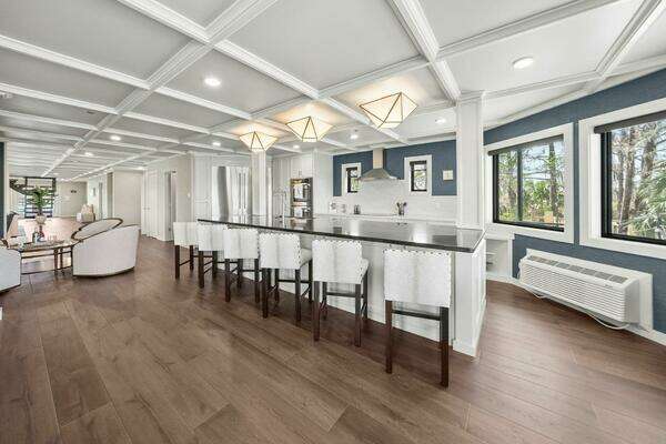 Breaux Brothers 120 GLV Yacht For Sale