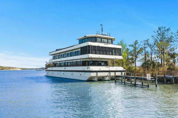 Breaux Brothers 120 GLV Yacht For Sale