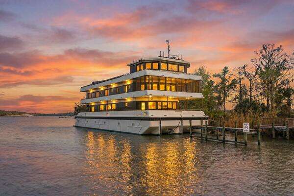 Breaux Brothers 120 GLV Yacht For Sale