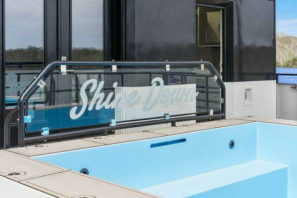 Breaux Brothers 120 GLV Yacht For Sale