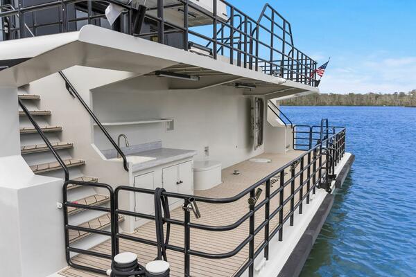 Shine Down 120ft Breaux Brothers Yacht For Sale
