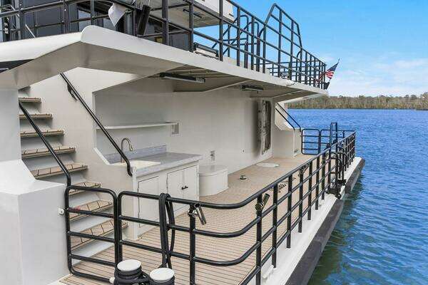 Breaux Brothers 120 GLV Yacht For Sale