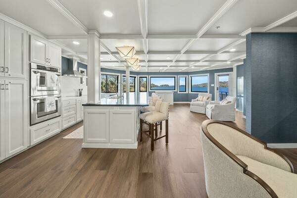Breaux Brothers 120 GLV Yacht For Sale