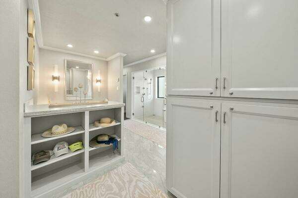 Breaux Brothers 120 GLV Yacht For Sale