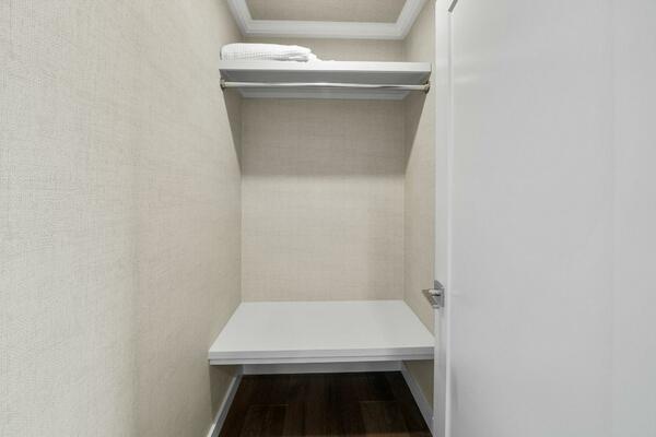 Shine Down 120ft Breaux Brothers Yacht For Sale