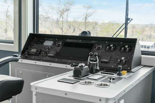 Breaux Brothers 120 GLV Yacht For Sale