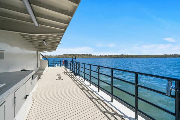 Shine Down 120ft Breaux Brothers Yacht For Sale