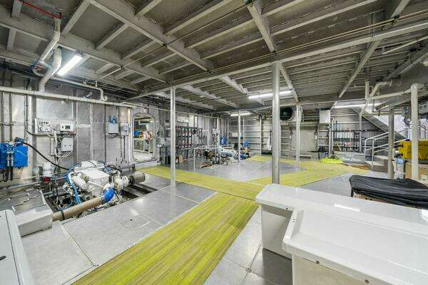 Breaux Brothers 120 GLV Yacht For Sale