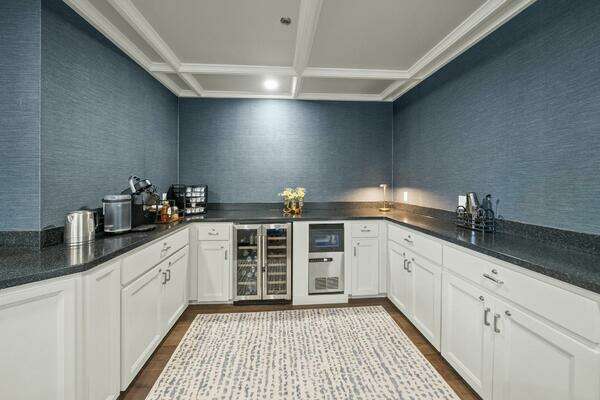 Breaux Brothers 120 GLV Yacht For Sale