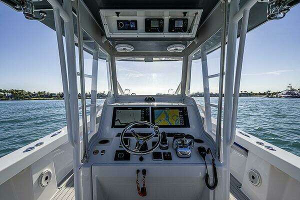 Albury Brothers 33 Yacht For Sale