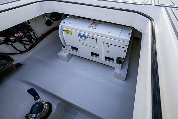 Wire We Here 33ft Albury Brothers Yacht For Sale