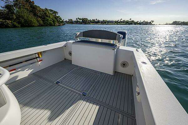 Albury Brothers 33 Yacht For Sale