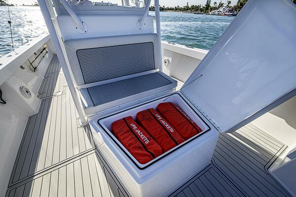 Wire We Here 33ft Albury Brothers Yacht For Sale