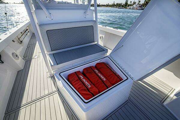 Albury Brothers 33 Yacht For Sale