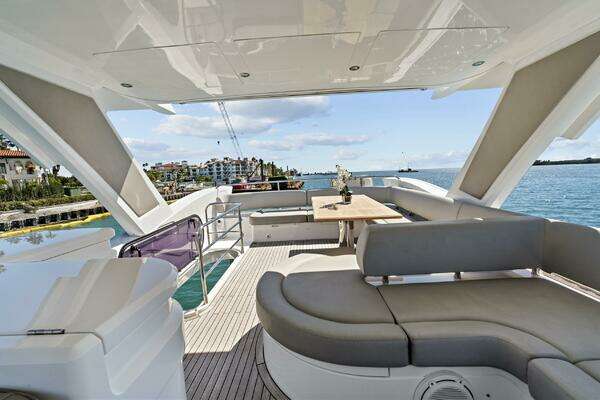 Sunseeker Manhattan 66 Yacht For Sale