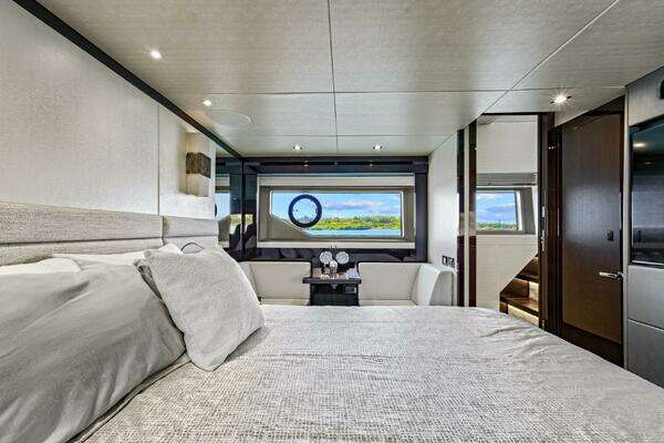 Sunseeker Manhattan 66 Yacht For Sale