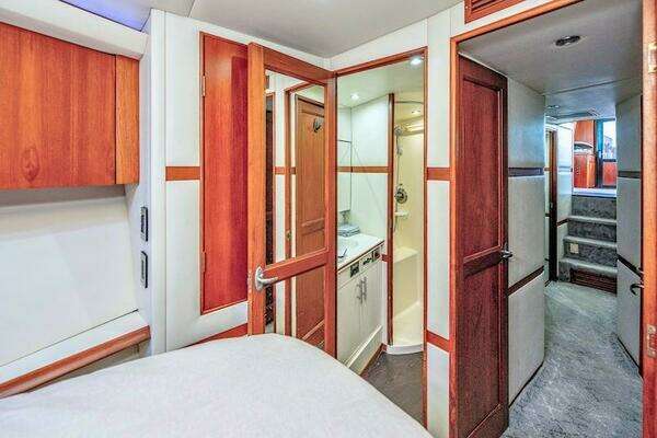 Ocean Yachts Super Sport Yacht For Sale